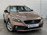 VOLVO V40 CROSS COUNTRY